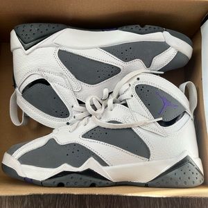 Nike Air Jordan 7 Retro Flint White Varsity Purple DJ2777-100 Size 3.5Y Sneakers